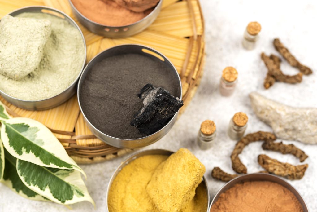 Tren bahan aktif skincare yang bisa dibuat oleh jasa pabrik maklon skincare dan kosmetik terbaik di Tangerang dan Jakarta