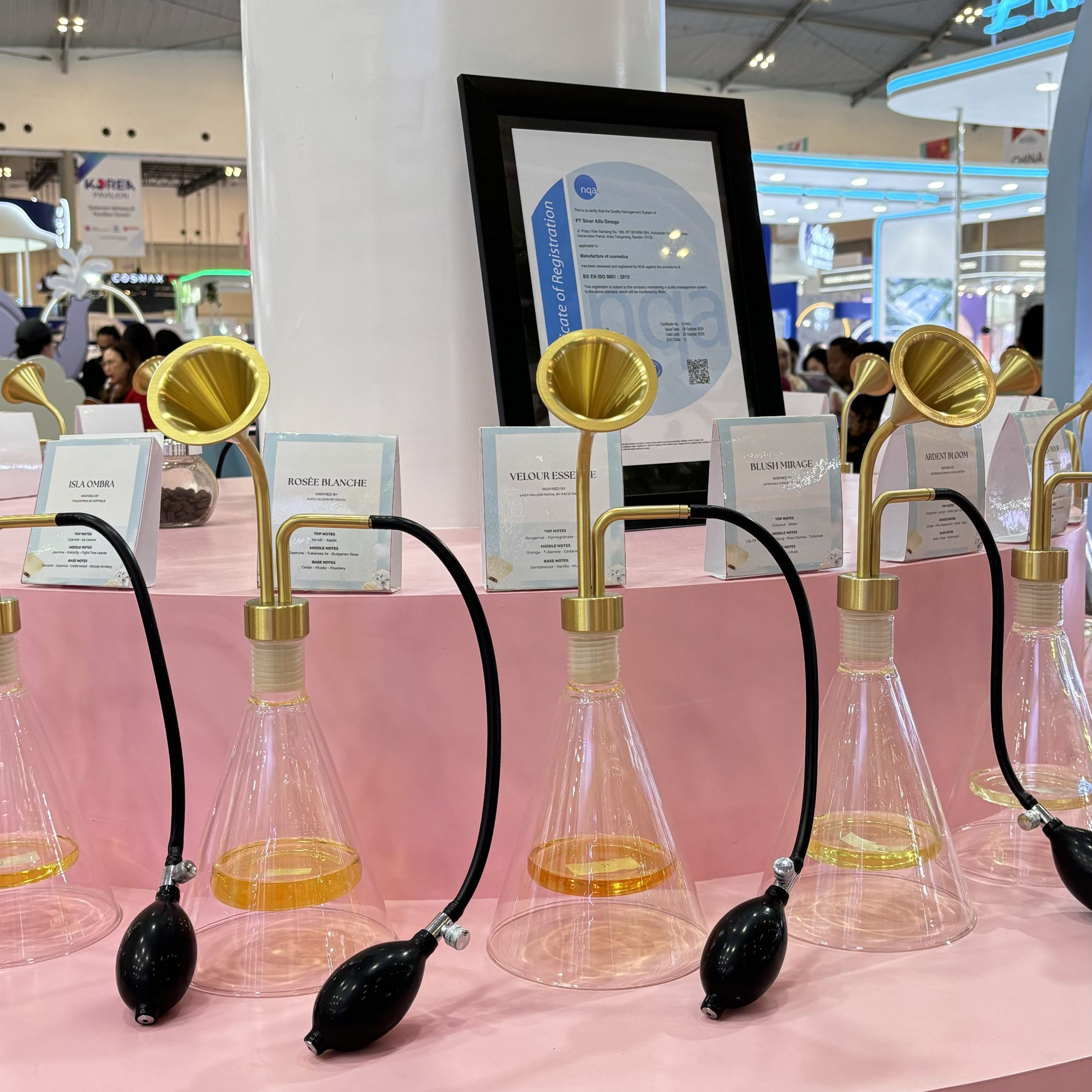 Sukses di Cosmobeauté 2025: Sinar Alfa Omega Buktikan Maklon Kosmetik Bisa Fun dengan Konsep 'Playtopia' | Jasa Maklon Skincare Kosmetik Parfum Terbaik di Jakarta dan Tangerang | Sinar Alfa Omega