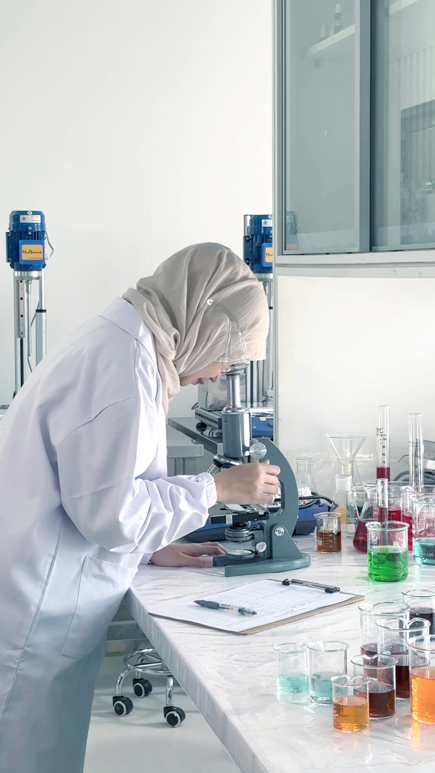 Jangan Diabaikan! Ini Risiko Pakai Skincare yang Sudah Lewat Simbol PAO (Period After Opening) | Jasa Maklon Skincare dan Kosmetik Terbaik di Jakarta dan Tangerang | Sinar Alfa Omega 