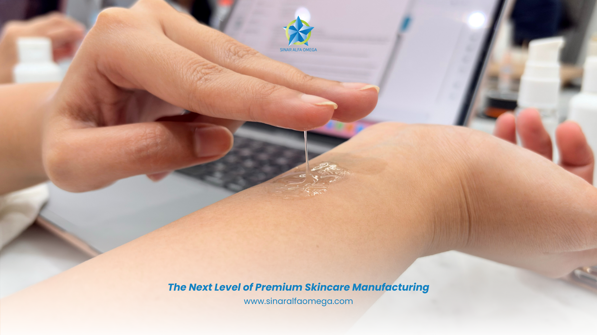 Bukan Sekadar Tren, Ini Rahasia di Balik Produk Inovatif Sinar Alfa Omega | Jasa Maklon Skincare Kosmetik Parfum Terbaik dan Terpercaya di Jakarta dan Tangerang | Sinar Alfa Omega