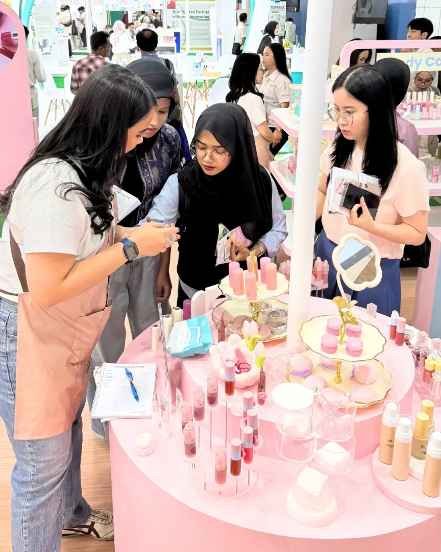 Sinar Alfa Omega at Cosmobeauté Indonesia 2025 (5)